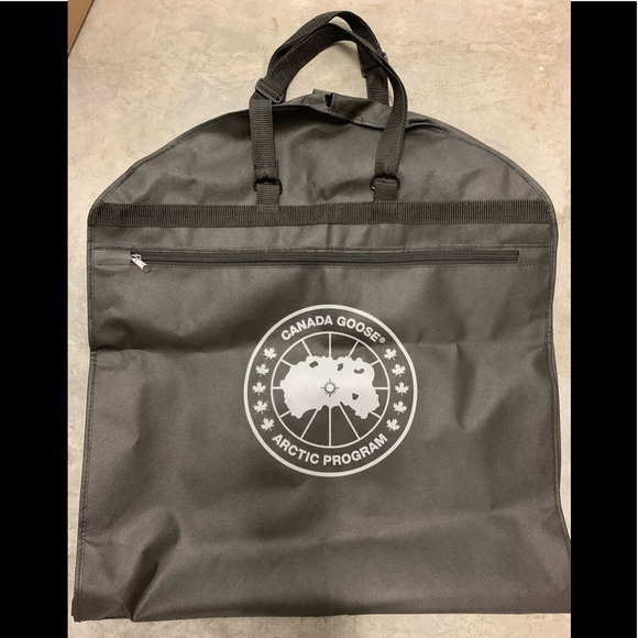 🎉HP🎉 NEW! Canada Goose Garment Bag - Picture 2 of 3